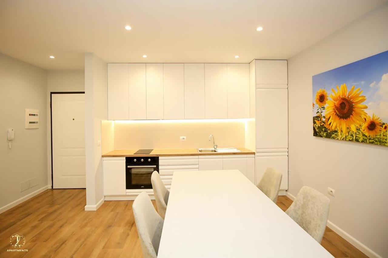 T2 City Apartments Avlonya Dış mekan fotoğraf