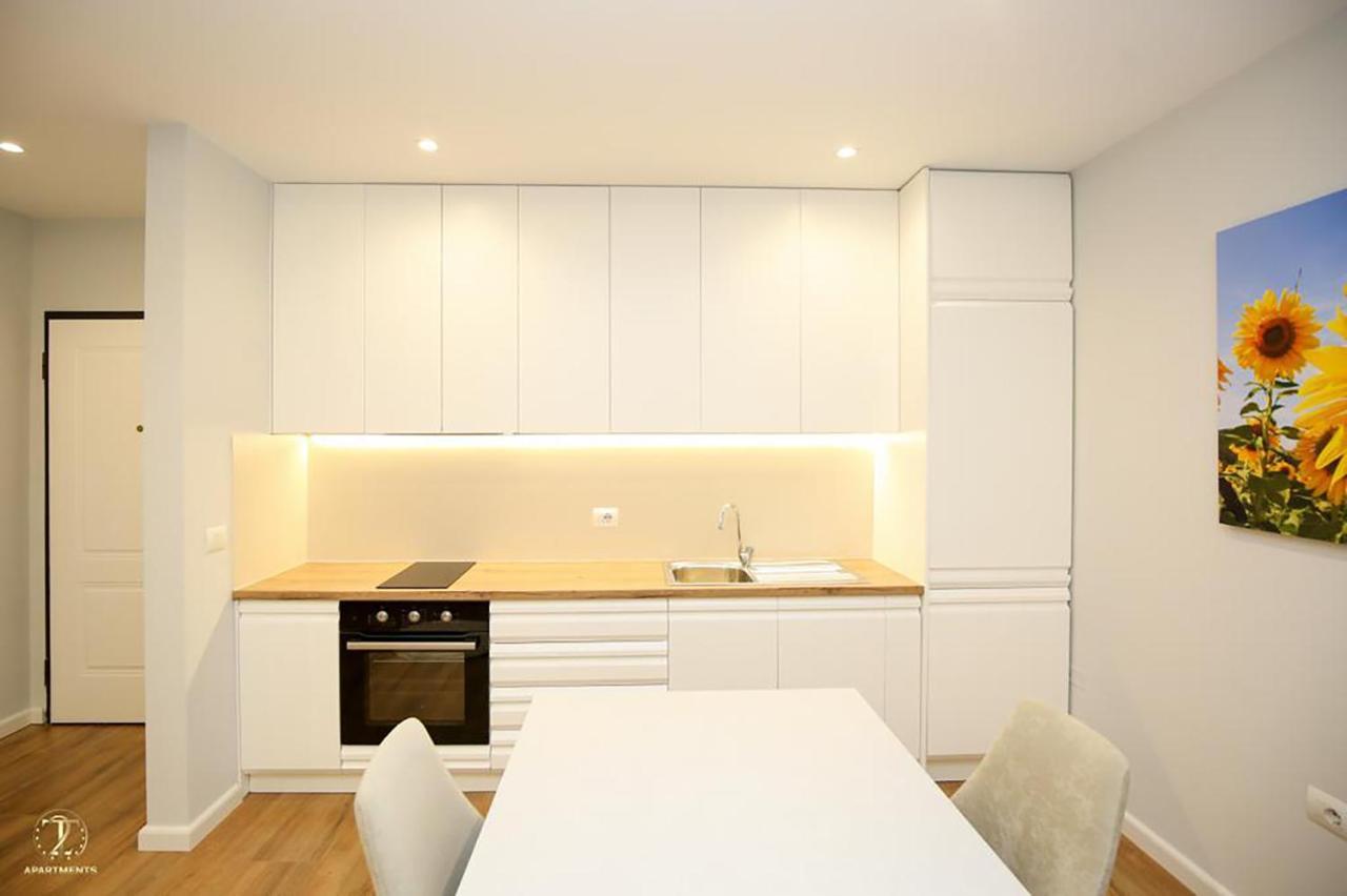 T2 City Apartments Avlonya Dış mekan fotoğraf